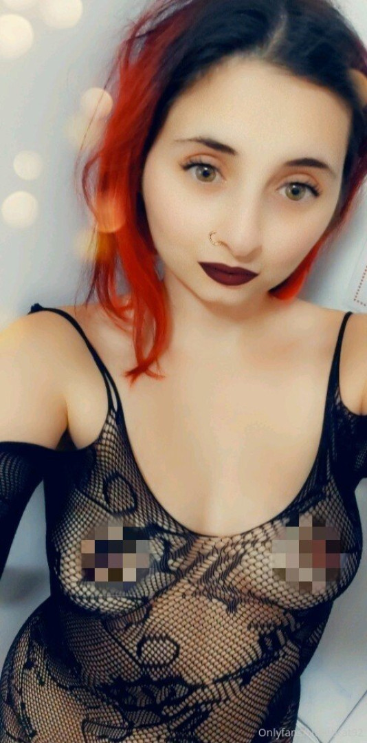 Photo by littlebrat92 published on October 16,2023 02:26:09 - BestThots