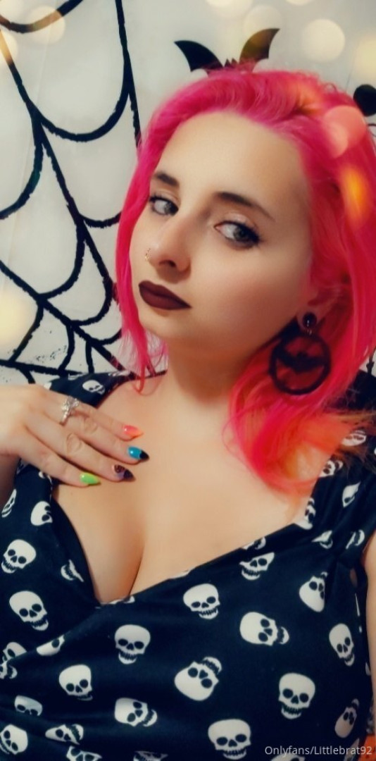 Photo by littlebrat92 published on October 16,2023 02:46:46 - BestThots