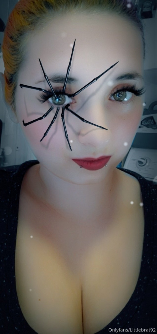 Photo by littlebrat92 published on October 16,2023 02:49:26 - BestThots