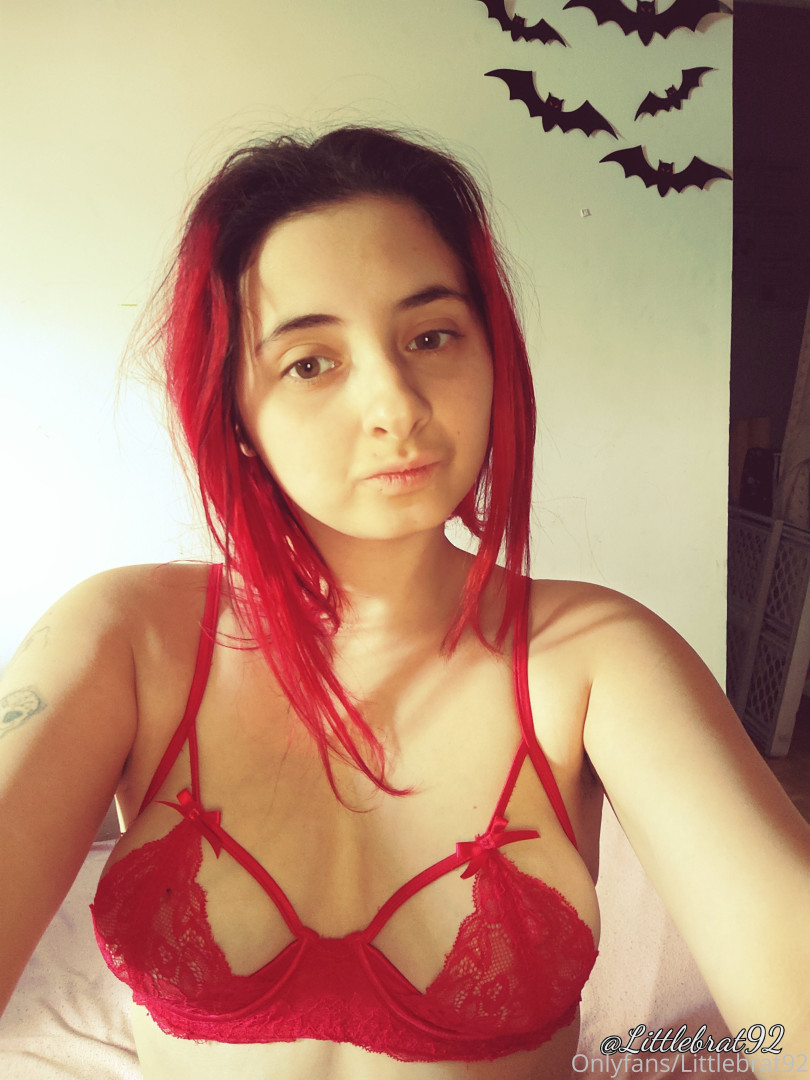 Photo by littlebrat92 published on October 16,2023 03:06:42 - BestThots