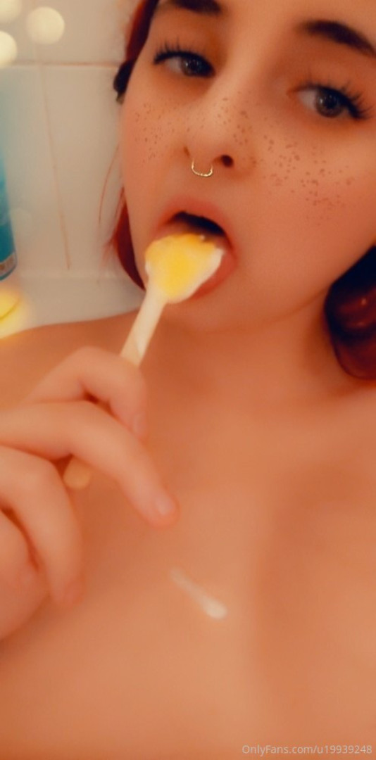 Photo by littlebrat92 published on October 16,2023 03:38:52 - BestThots