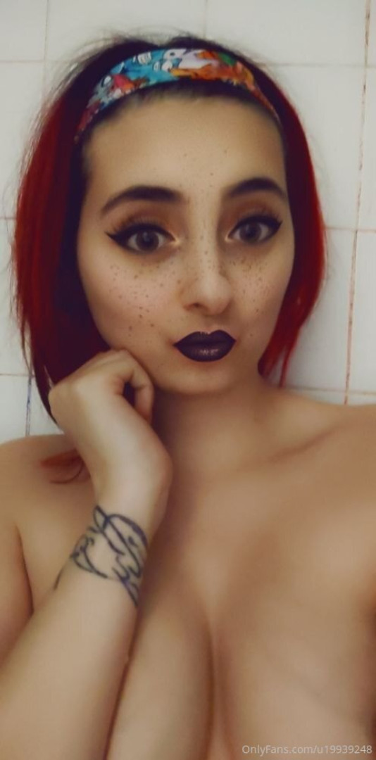 Photo by littlebrat92 published on October 16,2023 06:52:13 - BestThots