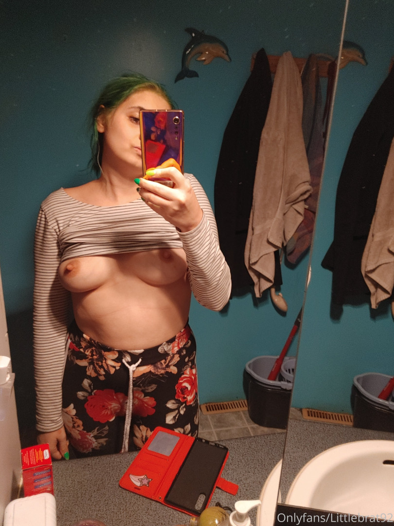 Photo by littlebrat92 published on October 16,2023 07:01:05 - BestThots