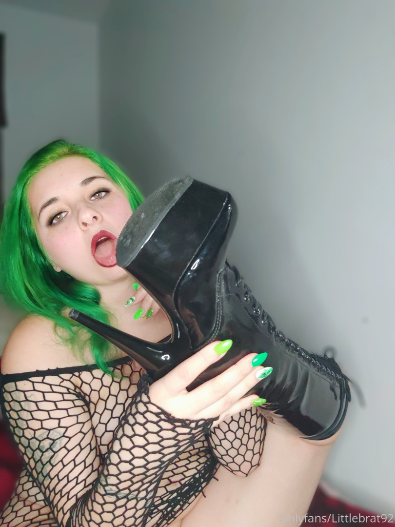 Photo by littlebrat92 published on October 16,2023 08:03:29 - BestThots