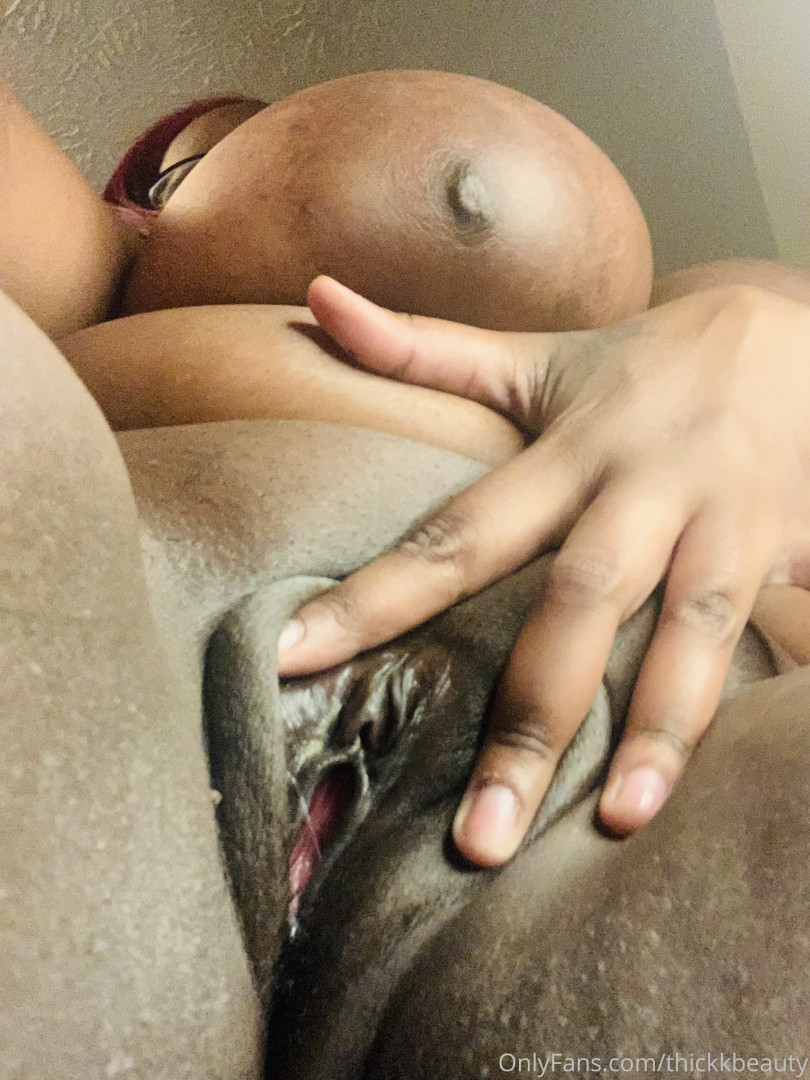 Photo by thickkbeauty published on May 16,2023 19:16:46 - BestThots