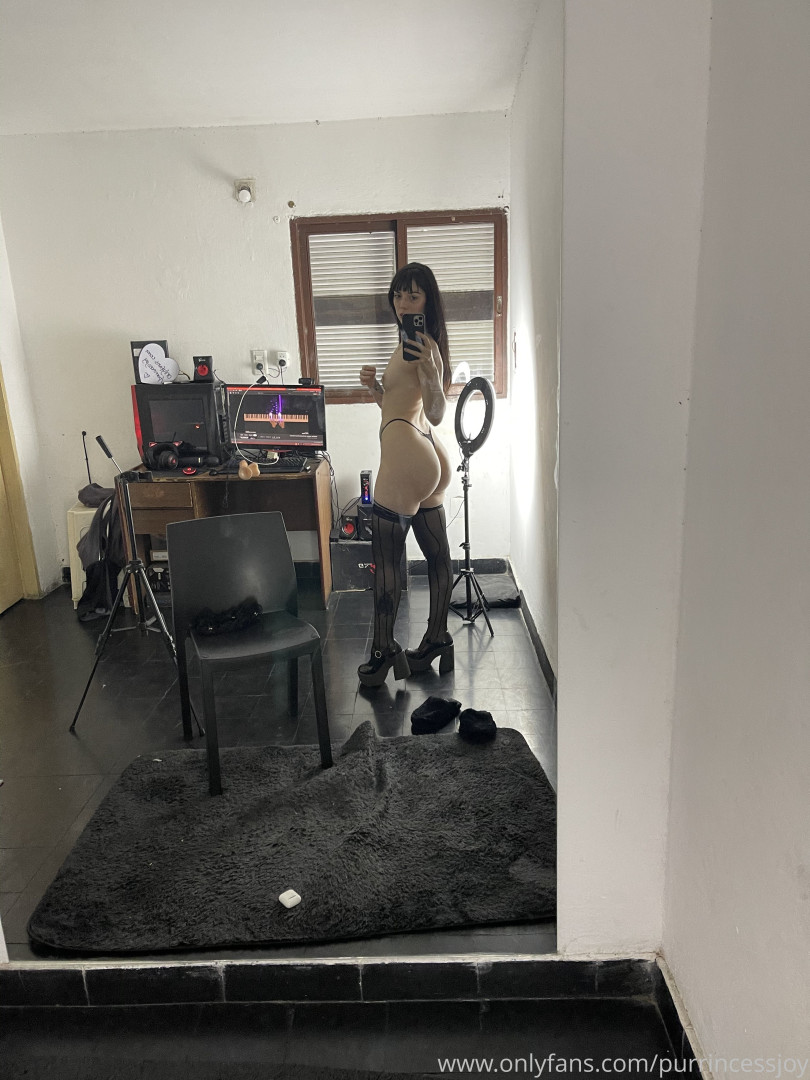 Photo by purrincessjoy published on July 5,2023 05:05:54 - BestThots