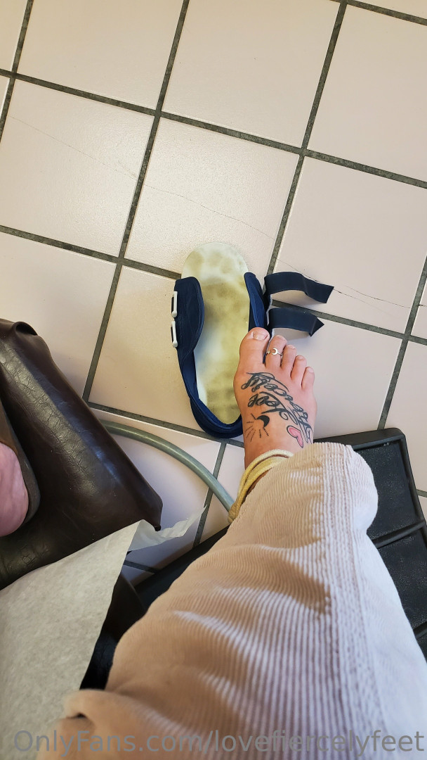 Photo by lovefiercelyfeet published on June 23,2023 06:21:18 - BestThots