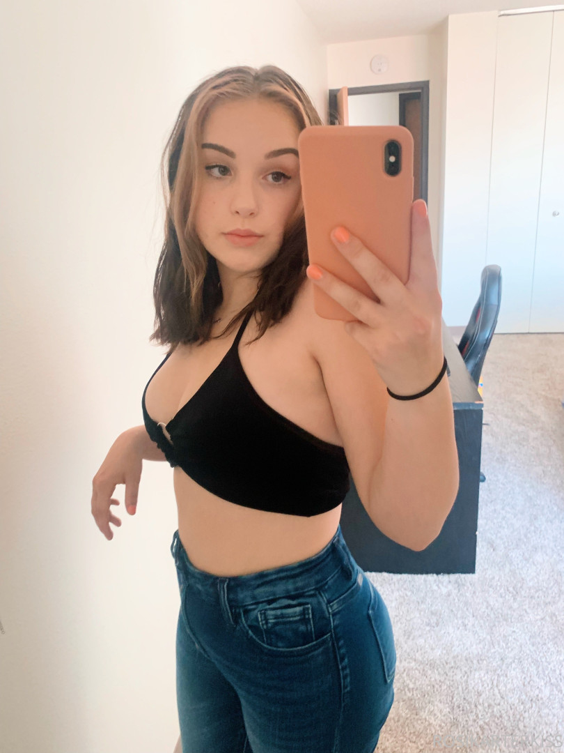 Photo by rosikarterkiss published on August 5,2023 10:33:40 - BestThots