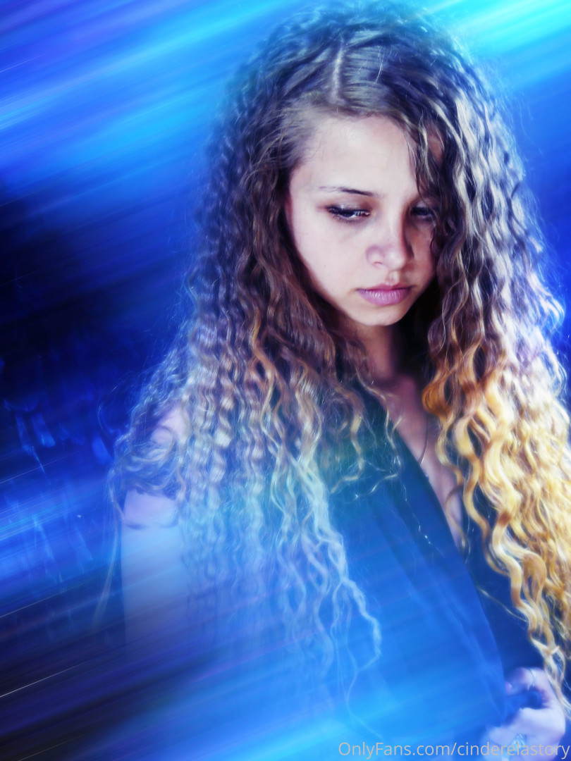 Photo by cinderelastory published on October 15,2023 20:50:25 - BestThots