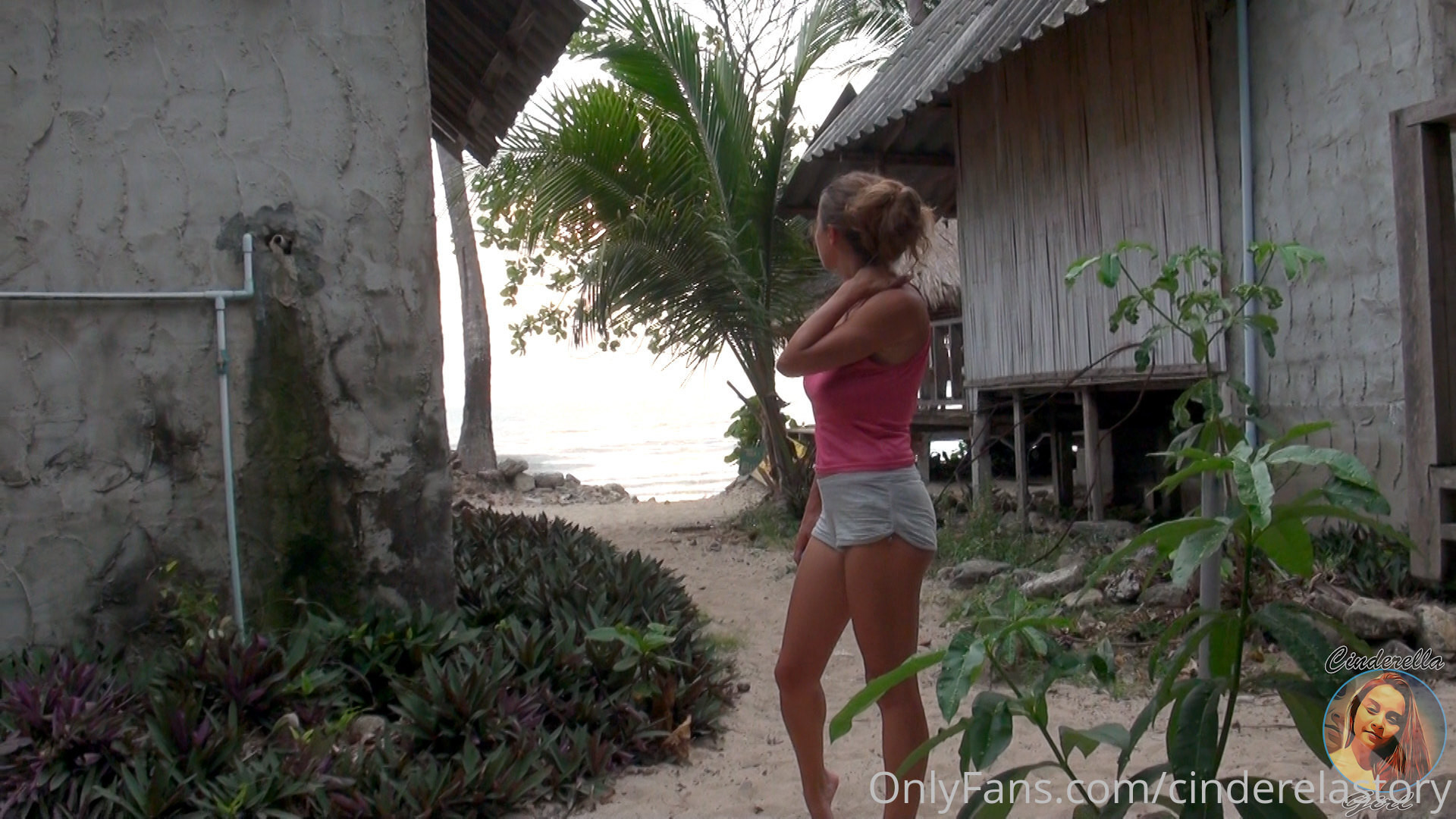 Photo by cinderelastory published on October 15,2023 22:12:32 - BestThots