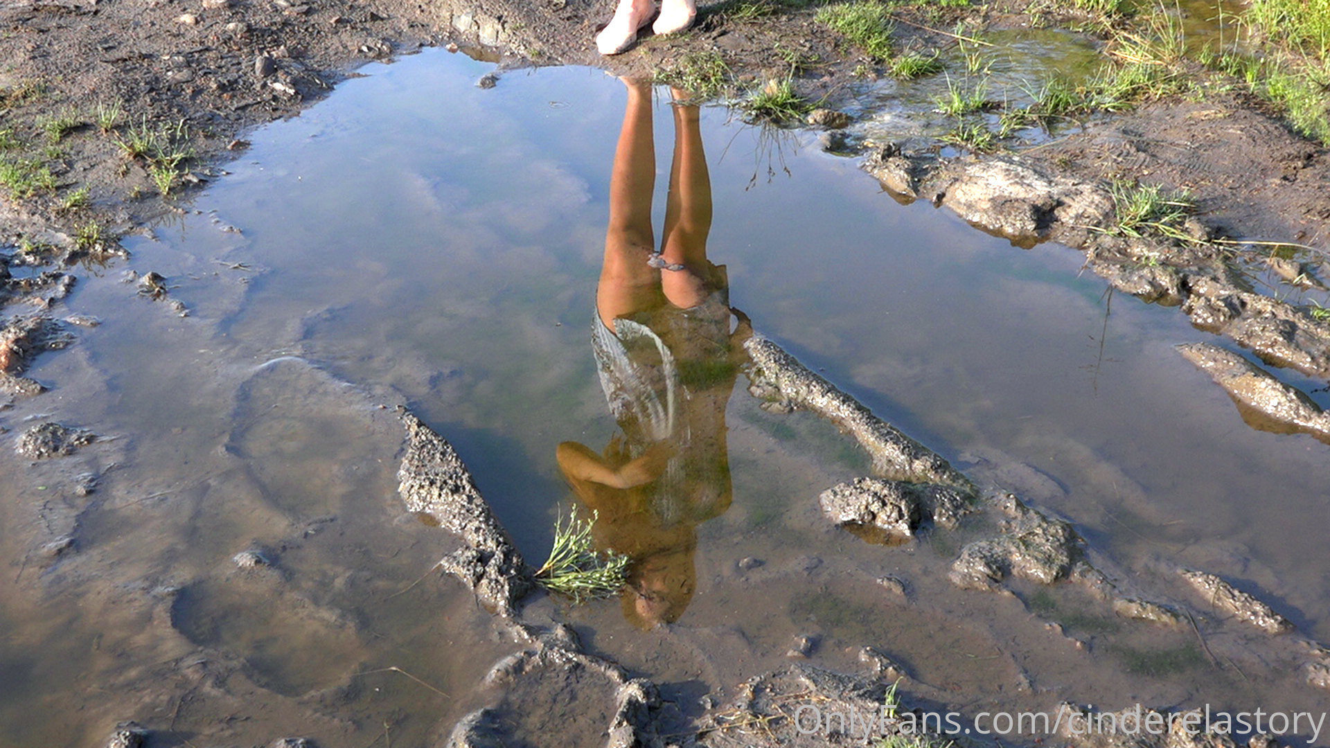 Photo by cinderelastory published on October 15,2023 22:13:13 - BestThots