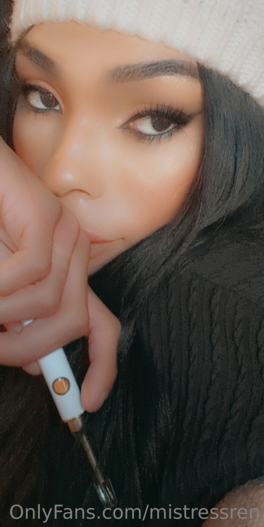 Photo by mistressren published on May 20,2023 20:42:49 - BestThots