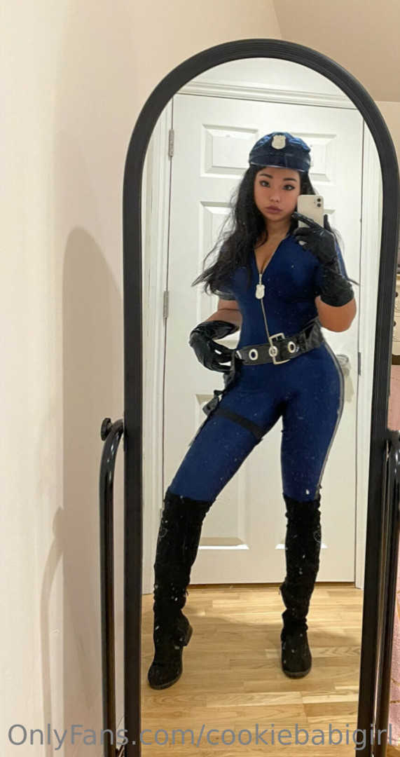 Photo by cookiebabigirl published on October 17,2023 00:57:50 - BestThots