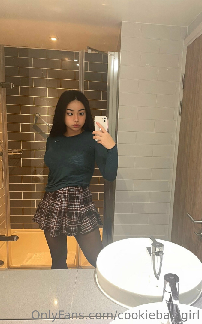 Photo by cookiebabigirl published on October 17,2023 01:25:47 - BestThots