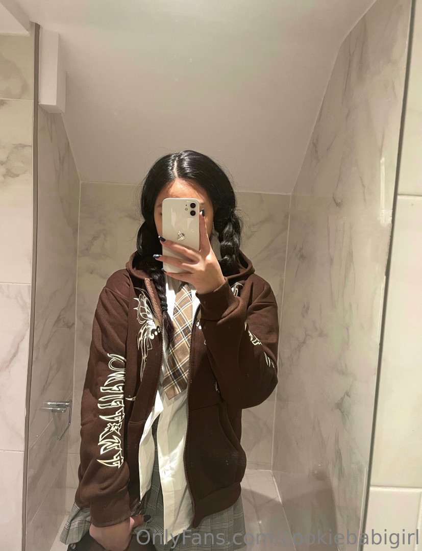 Photo by cookiebabigirl published on October 17,2023 01:30:18 - BestThots