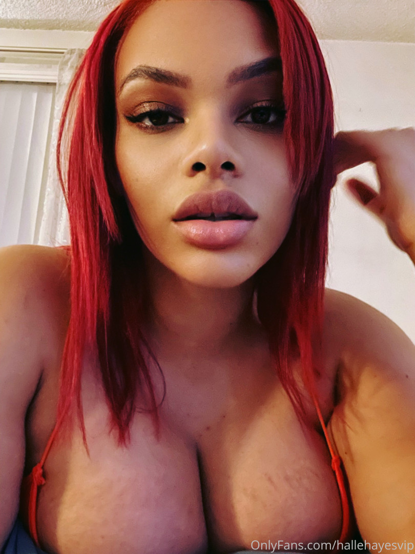 Photo by hallehayesvip published on August 30,2023 07:29:04 - BestThots