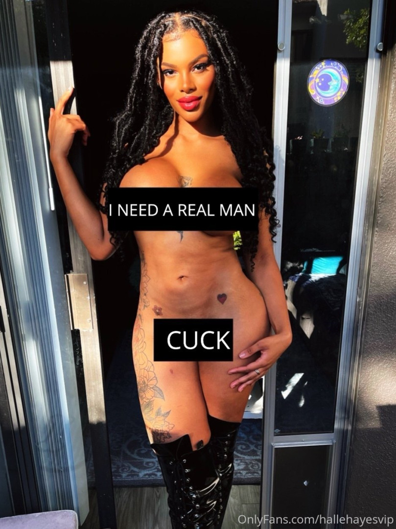 Photo by hallehayesvip published on August 30,2023 12:27:34 - BestThots