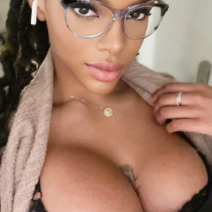 hallehayesvip #5969979