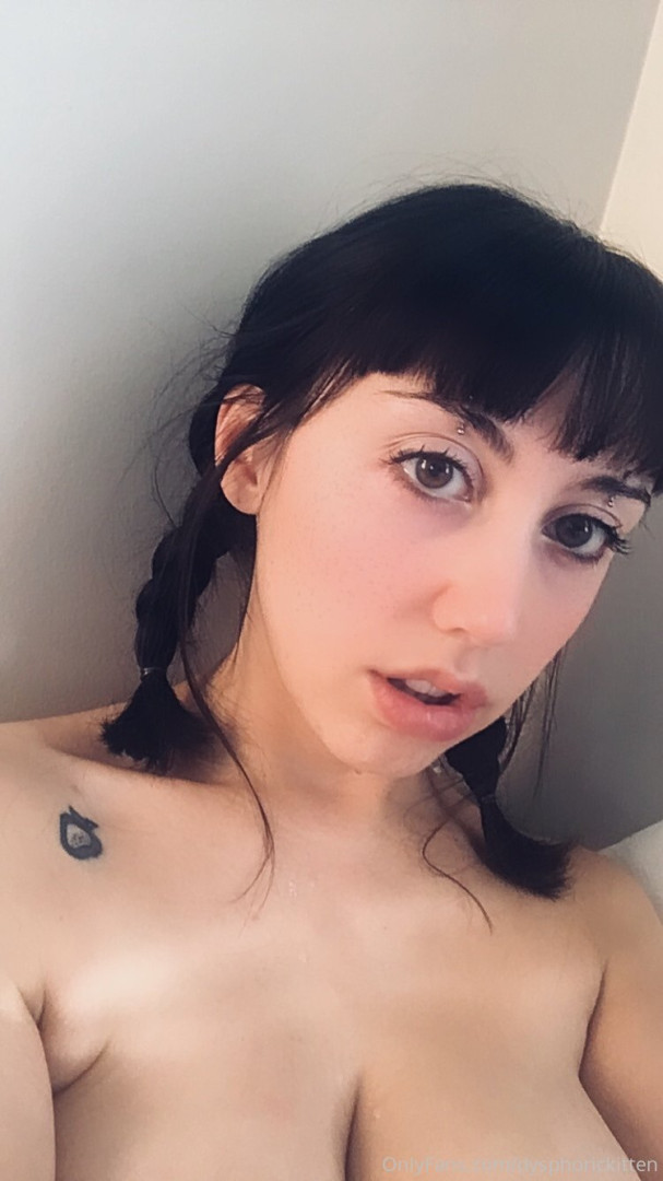Photo by dysphorickitten published on May 28,2023 01:01:23 - BestThots