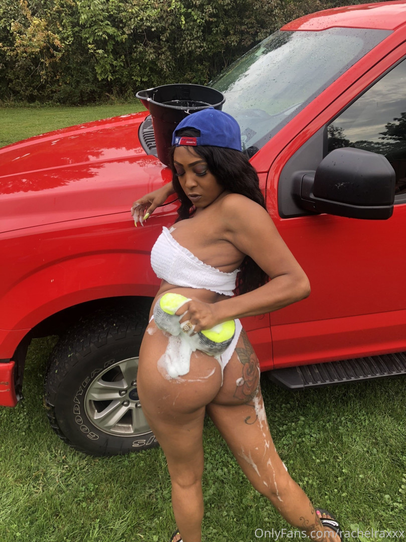 Photo by rachelraxxx published on May 19,2023 02:15:07 - BestThots