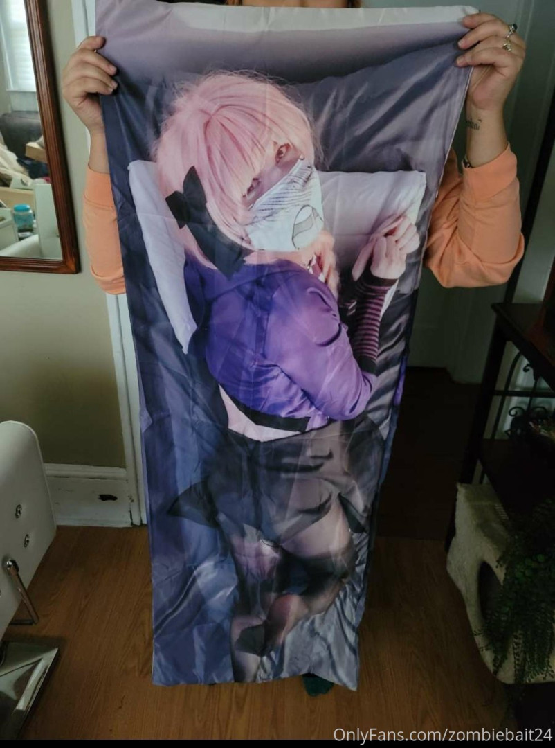 Photo by zombiebait24 published on October 11,2023 02:45:36 - BestThots