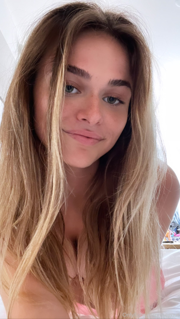 Photo by megnut published on August 22,2023 23:16:00 - BestThots