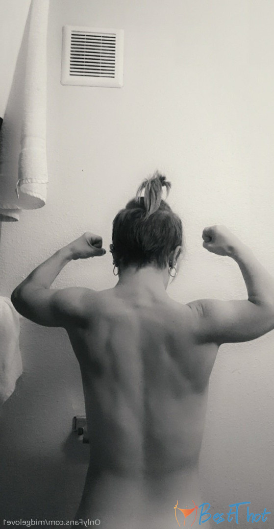 Photo by midgelove1 published on December 22,2024 06:09:52 - BestThots