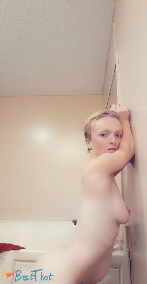 Photo by midgelove1 published on December 22,2024 06:10:08 - BestThots