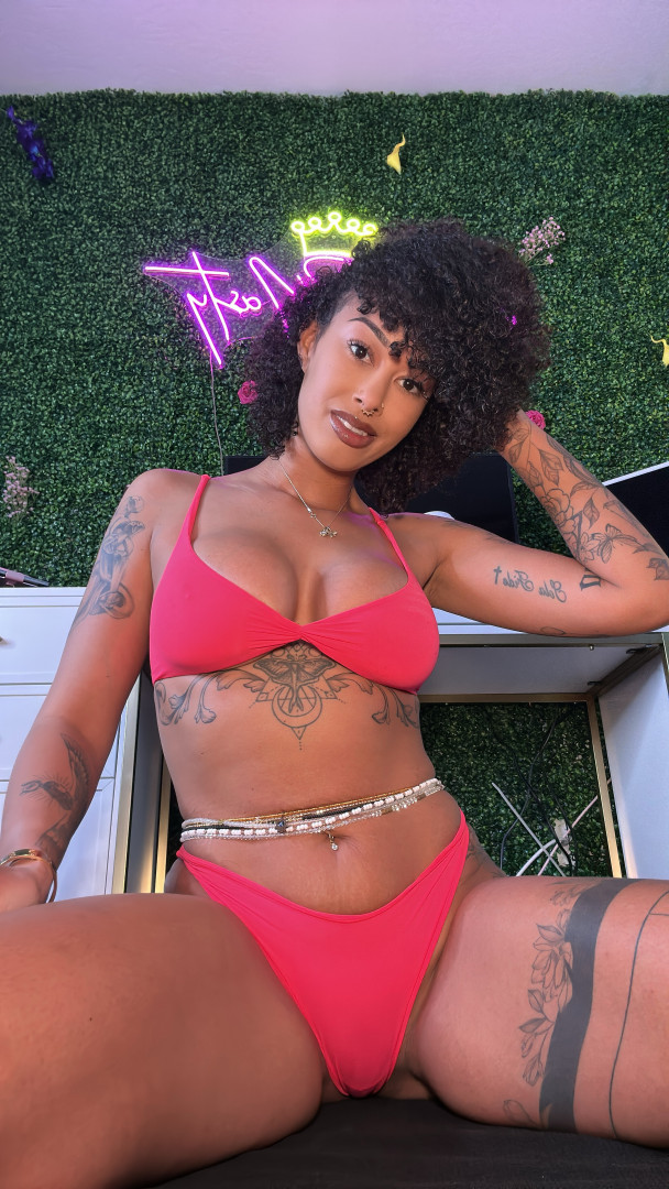 Photo by missbnastyfree published on July 7,2023 07:04:10 - BestThots