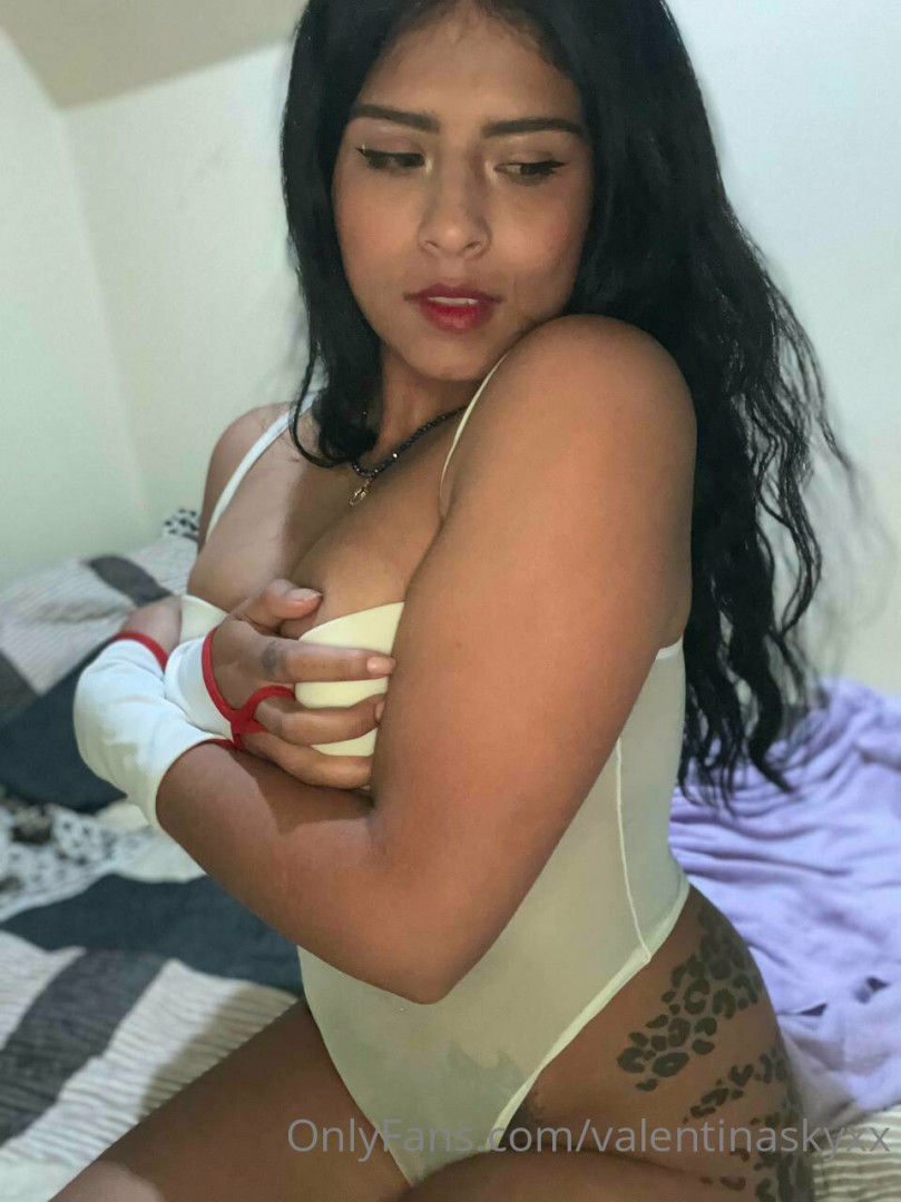 Photo by valentinaskyxx published on May 16,2023 06:57:43 - BestThots