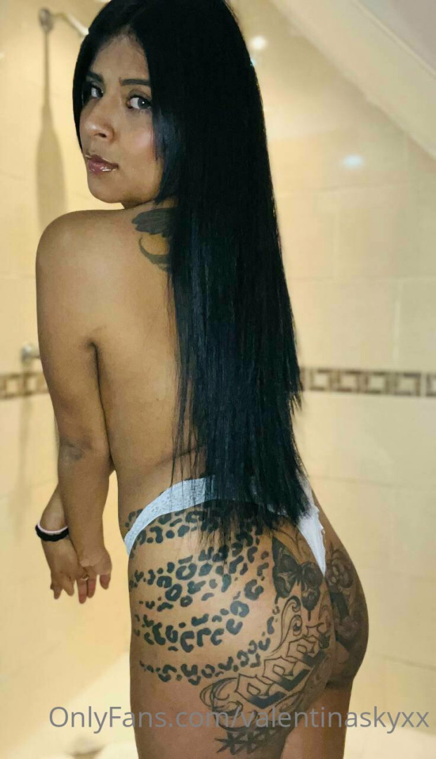 Photo by valentinaskyxx published on May 16,2023 06:58:23 - BestThots