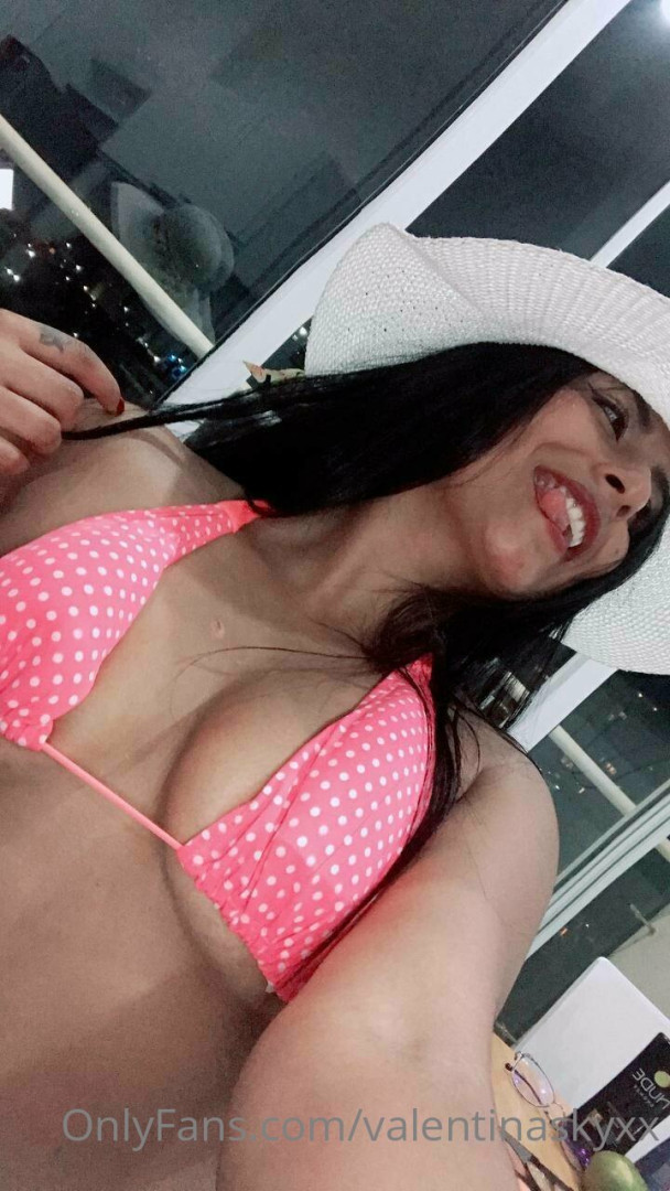 Photo by valentinaskyxx published on May 16,2023 06:58:31 - BestThots