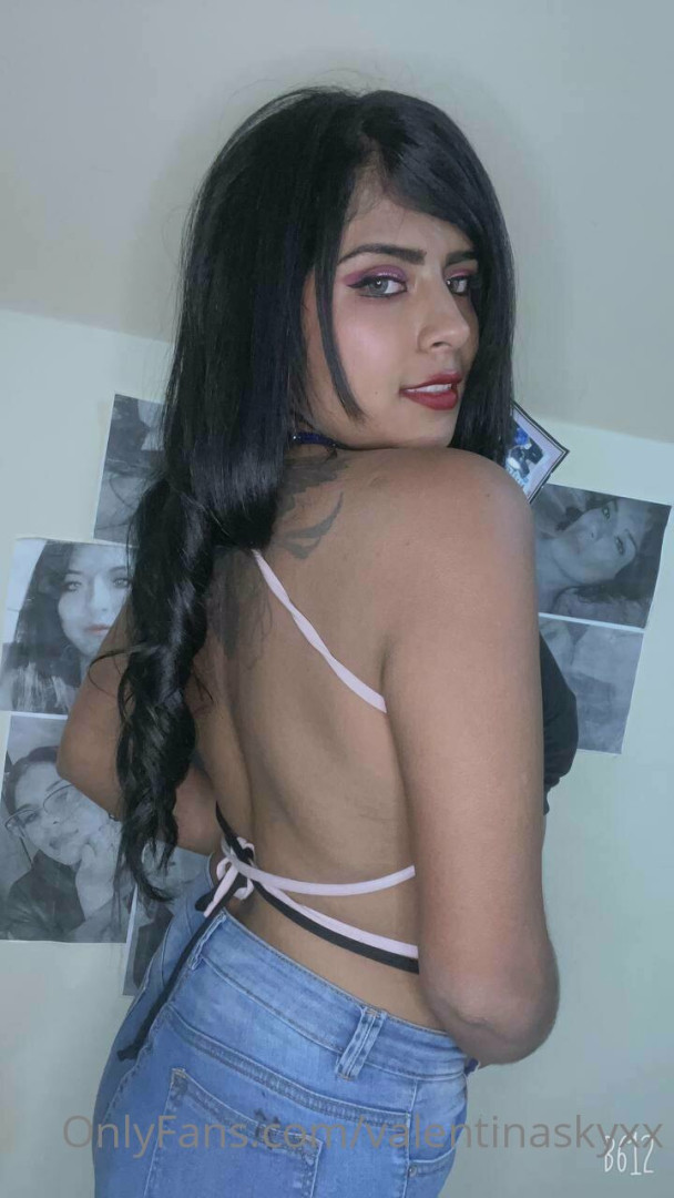 Photo by valentinaskyxx published on May 16,2023 06:58:34 - BestThots