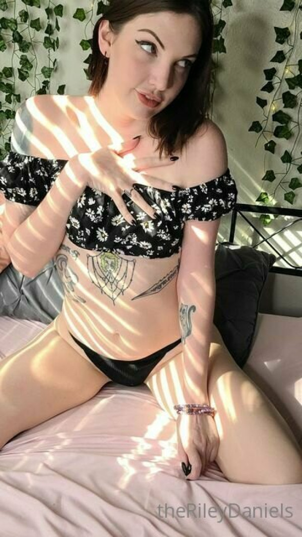 Photo by therileydaniels published on July 2,2023 04:11:12 - BestThots