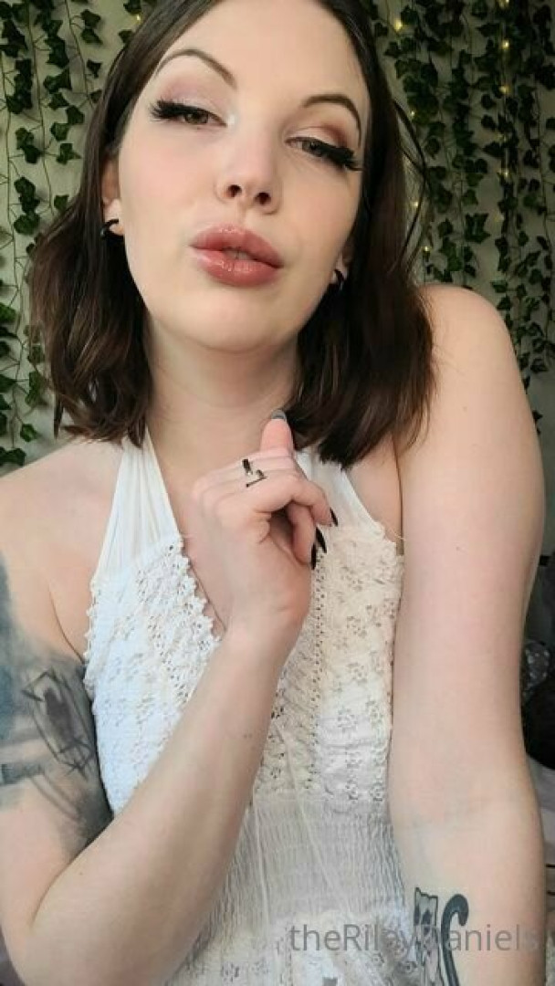 Photo by therileydaniels published on July 2,2023 05:06:31 - BestThots