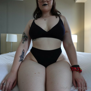 lilgothgal_solo #6364036