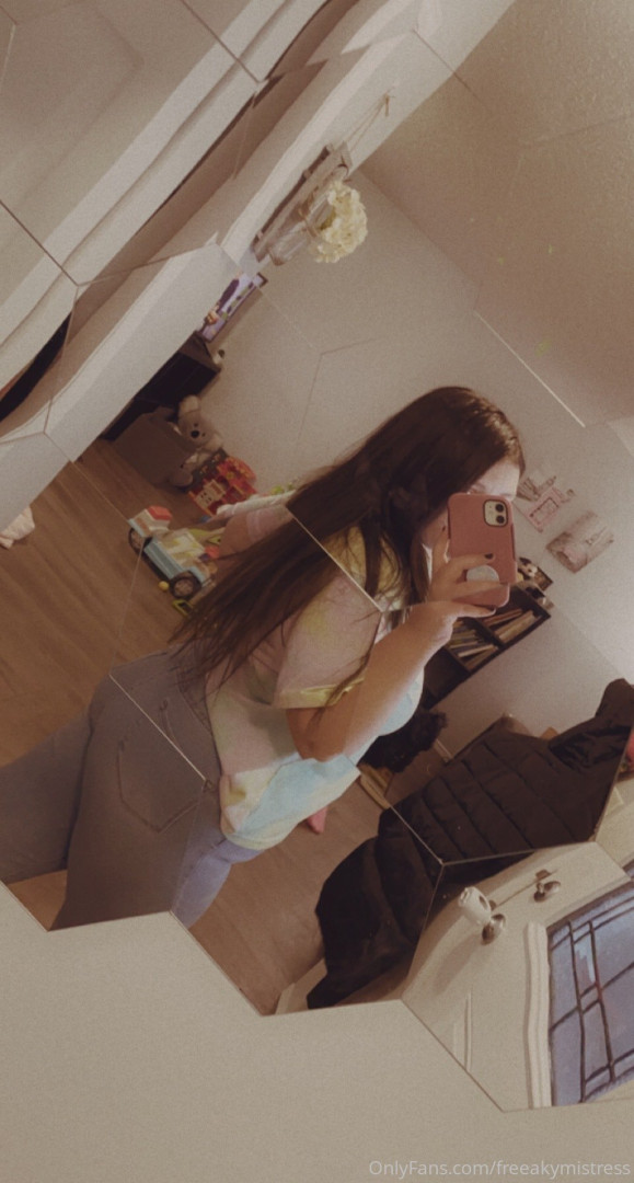 Photo by freeakymistress published on July 13,2023 04:11:41 - BestThots