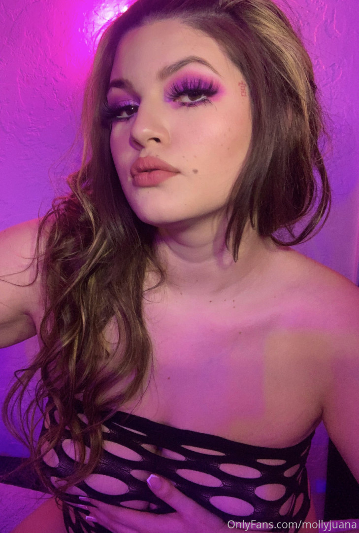 Photo by mollyjuana published on May 20,2023 19:44:38 - BestThots