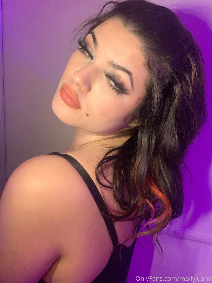 Photo by mollyjuana published on May 20,2023 19:46:09 - BestThots