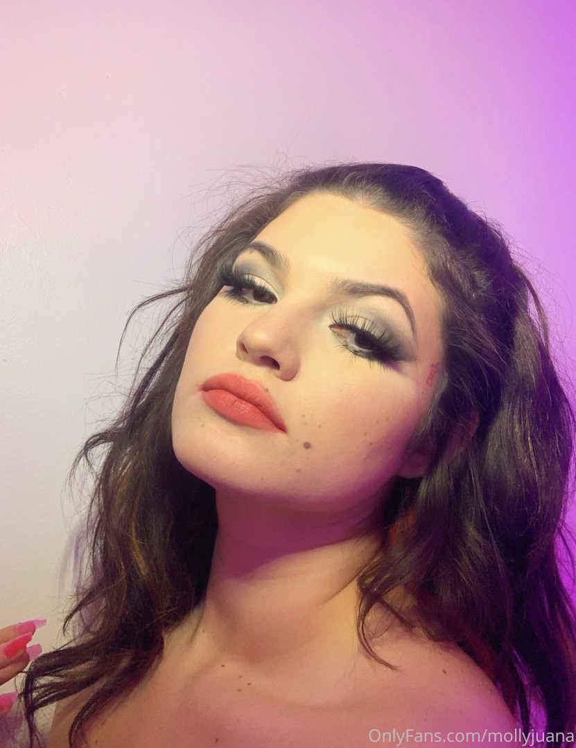 Photo by mollyjuana published on May 20,2023 19:46:11 - BestThots