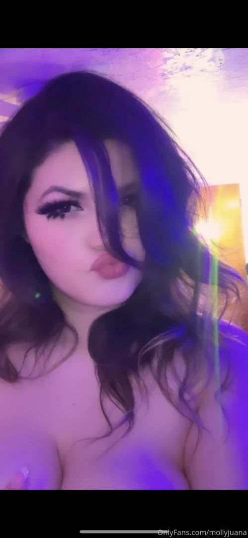 Photo by mollyjuana published on May 20,2023 19:46:33 - BestThots