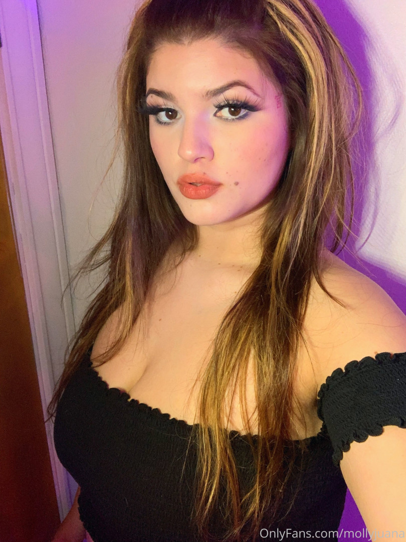 Photo by mollyjuana published on May 20,2023 19:46:46 - BestThots