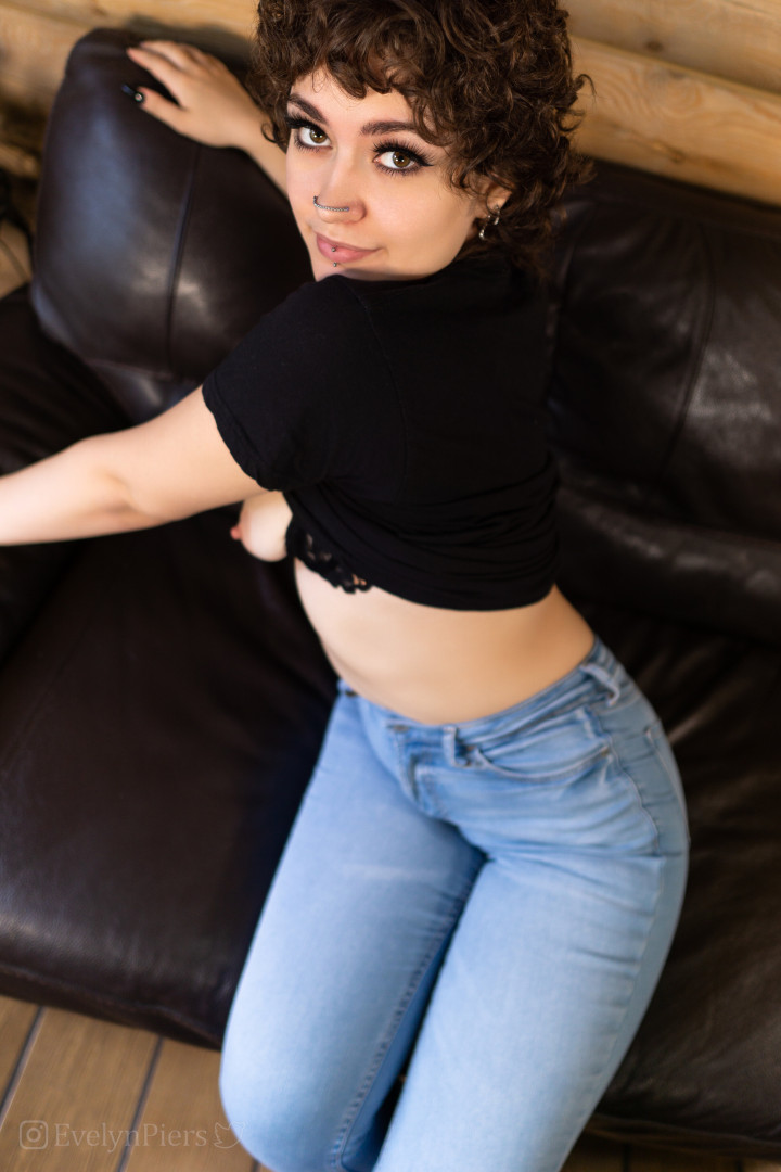 Photo by evelynpiers published on June 2,2023 15:06:42 - BestThots