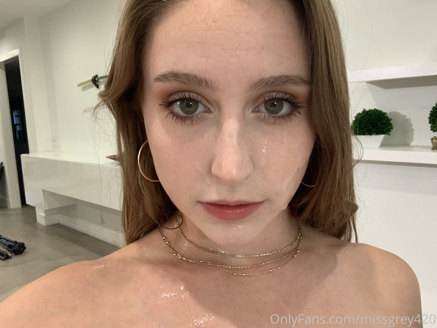 Photo by missgrey420 published on August 20,2023 14:06:40 - BestThots