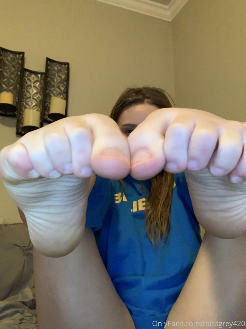 Photo by missgrey420 published on August 20,2023 14:14:36 - BestThots