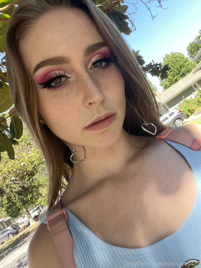 Photo by missgrey420 published on August 20,2023 14:15:05 - BestThots