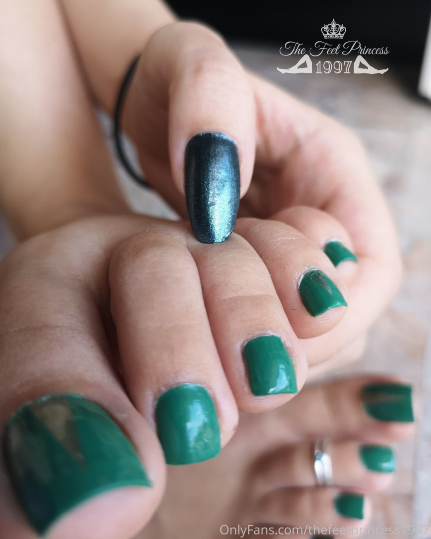 Photo by thefeetprincess1997 published on June 13,2023 00:00:21 - BestThots