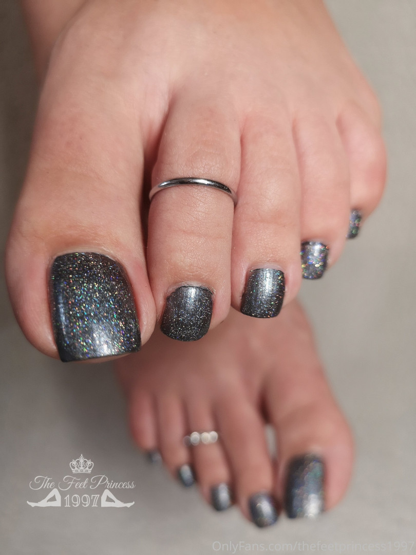 Photo by thefeetprincess1997 published on June 13,2023 00:01:57 - BestThots