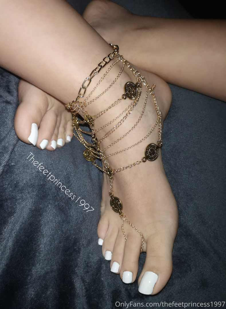 Photo by thefeetprincess1997 published on June 13,2023 00:07:07 - BestThots