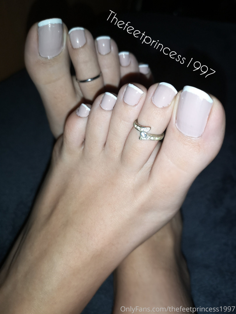 Photo by thefeetprincess1997 published on June 13,2023 00:11:52 - BestThots
